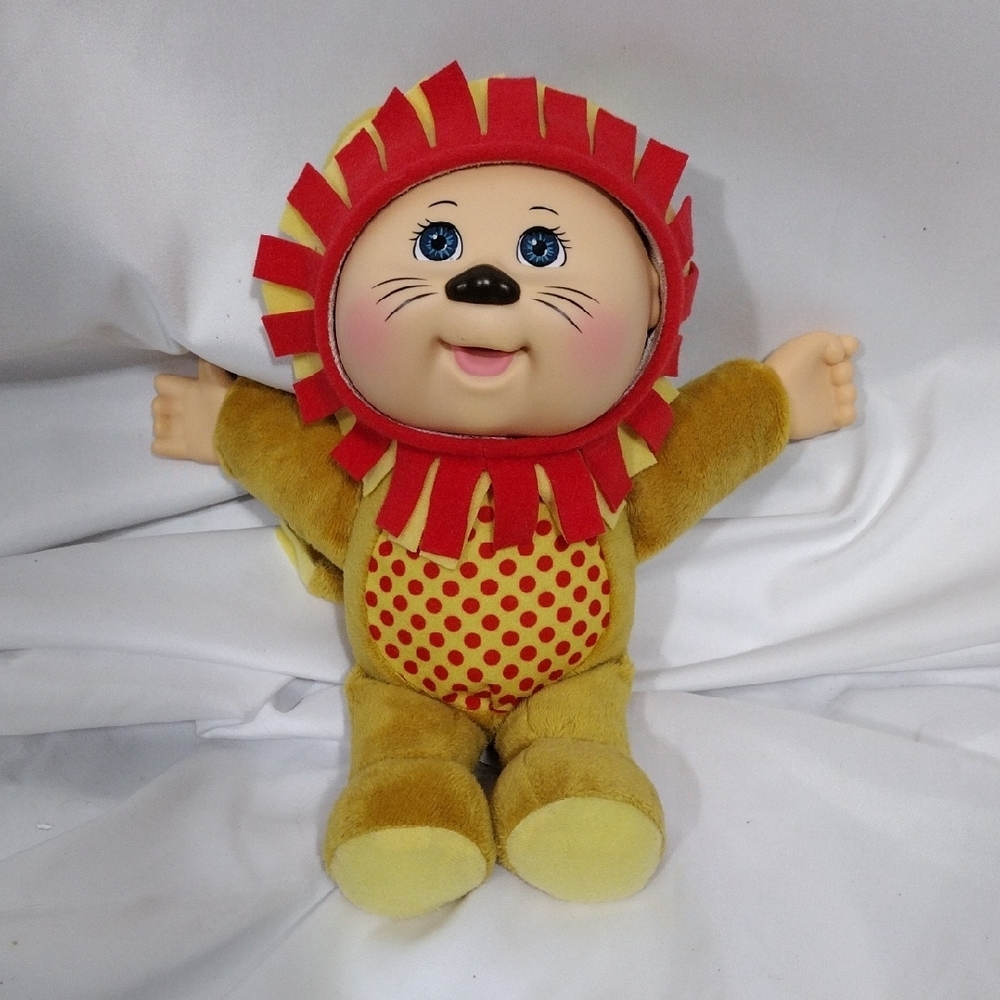 Cabbage Patch Kids Cutie Zoo Friends Jaye Lion Plush Doll Collectible CPK. Doll